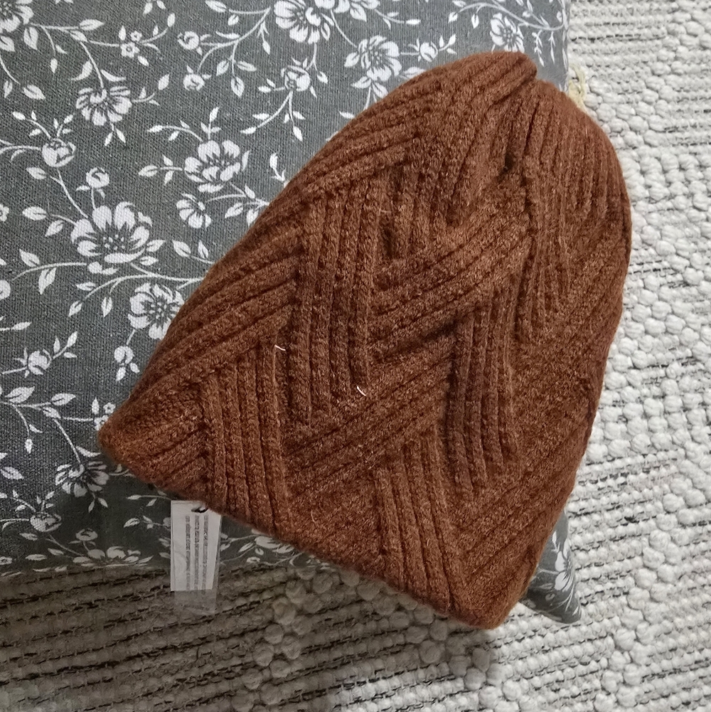 Olive & Pique Women's Rust (Brown - Orange) Knit Beanie - Picture 2 of 5